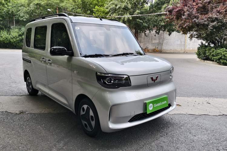 Used Wuling Zhiguang New Energy 2025 Model 305km Ambitious Edition Exterior 5