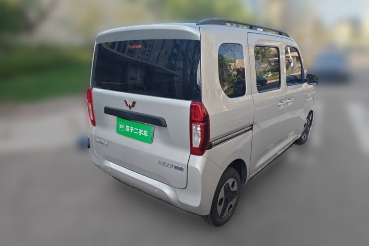 Used Wuling Zhiguang New Energy 2025 Model 305km Ambitious Edition Exterior 5