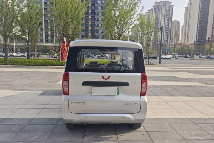 Used Wuling Zhiguang New Energy 2025 Comfort Model Exterior 5
