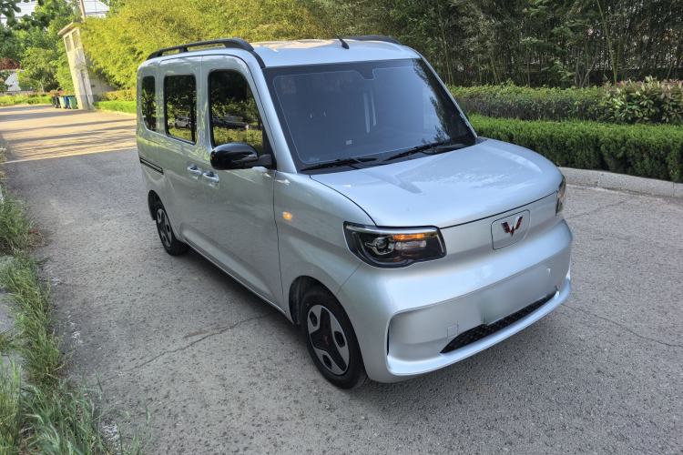 Used Wuling Zhiguang New Energy 2025 Model 305km Ambitious Edition Exterior 5