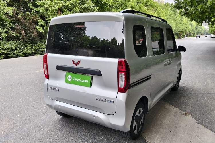 Used Wuling Zhiguang New Energy 2025 Model 305km Ambitious Edition Exterior 6