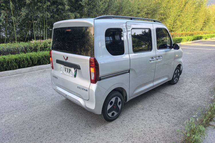 Used Wuling Zhiguang New Energy 2025 Model 305km Ambitious Edition Exterior 6