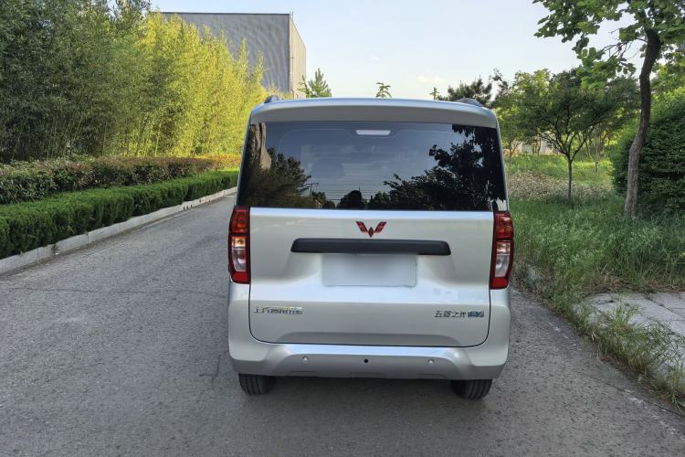 Used Wuling Zhiguang New Energy 2025 Model 305km Ambitious Edition Exterior 7