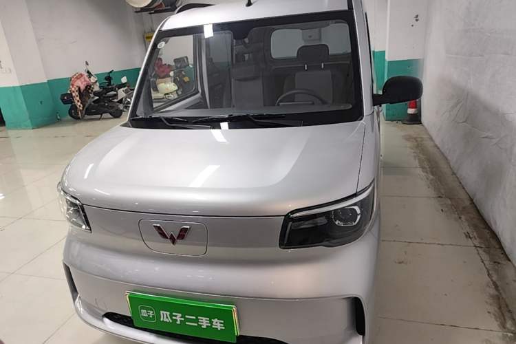 Used Wuling Zhiguang New Energy 2025 Model 305km Ambitious Edition Front