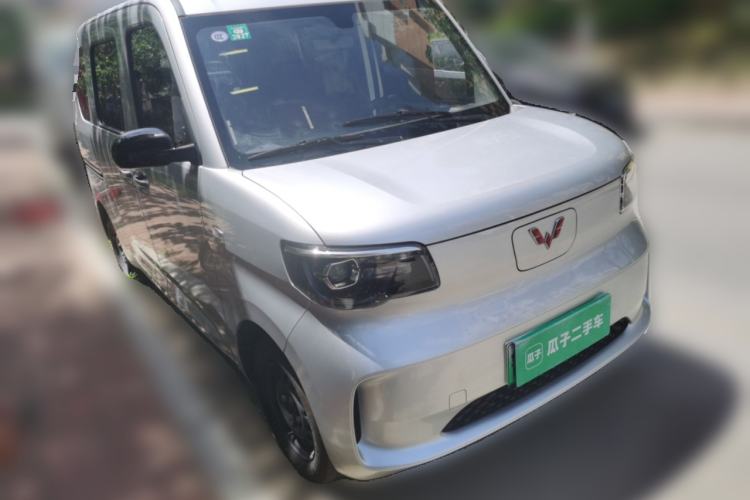 Used Wuling Zhiguang New Energy 2025 Standard Model Front Right 45 Deg