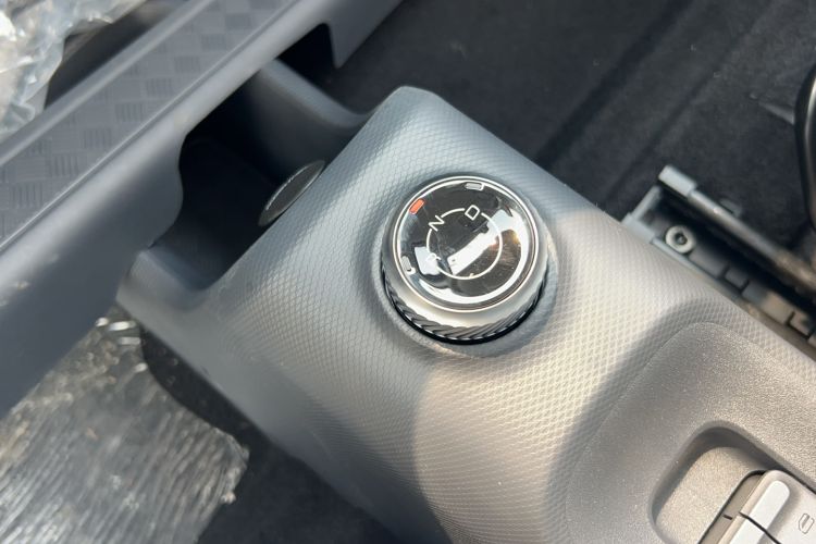 Used Wuling Zhiguang New Energy 2025 Comfort Model Gear Lever