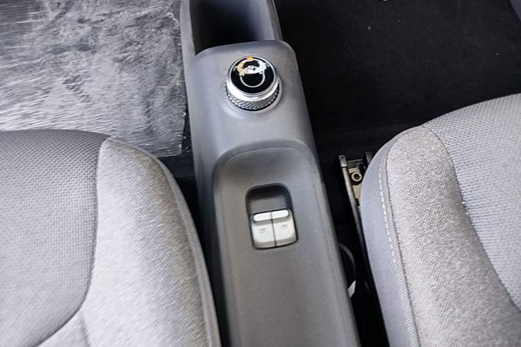 Used Wuling Zhiguang New Energy 2025 Comfort Model Gear Lever