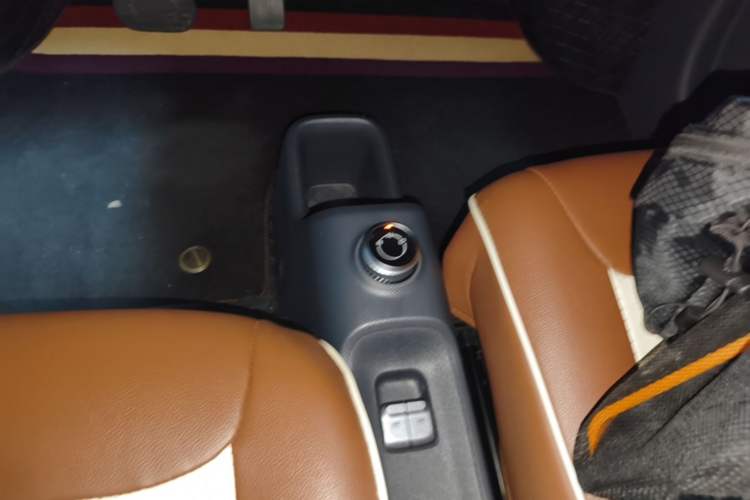 Used Wuling Zhiguang New Energy 2025 Comfort Model Gear Lever