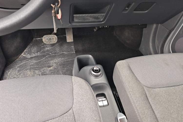 Used Wuling Zhiguang New Energy 2025 Comfort Model Gear Lever
