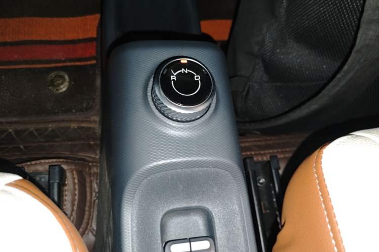 Used Wuling Zhiguang New Energy 2025 Comfort Model Gear Lever