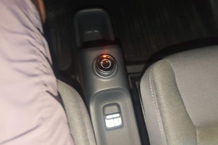 Used Wuling Zhiguang New Energy 2025 Comfort Model Gear Lever