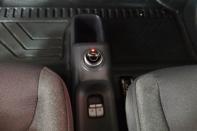 Used Wuling Zhiguang New Energy 2025 Comfort Model Gear Lever
