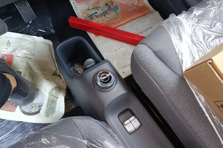 Used Wuling Zhiguang New Energy 2025 Comfort Model Gear Lever
