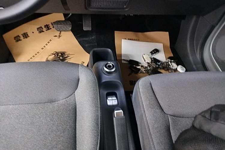 Used Wuling Zhiguang New Energy 2025 Comfort Model Gear Lever