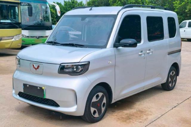 Used Wuling Zhiguang New Energy 2025 Comfort Model