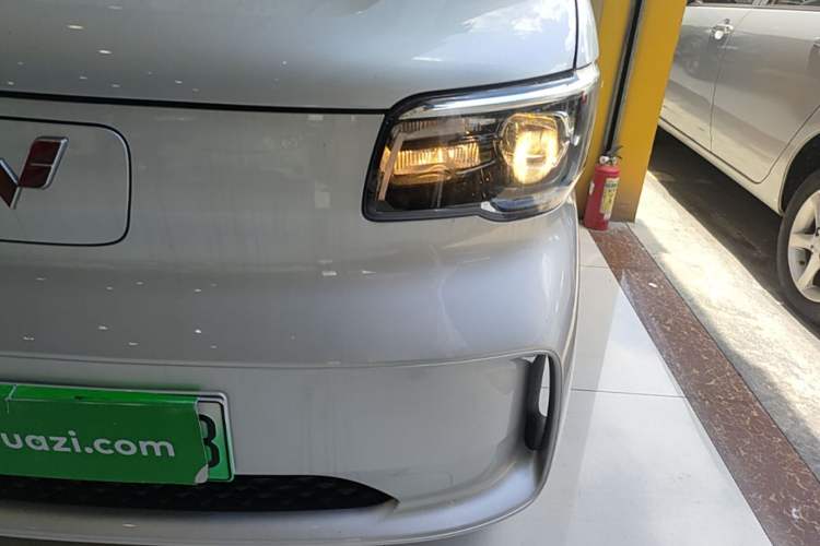 Used Wuling Zhiguang New Energy 2025 Standard Model Left Front Headlight