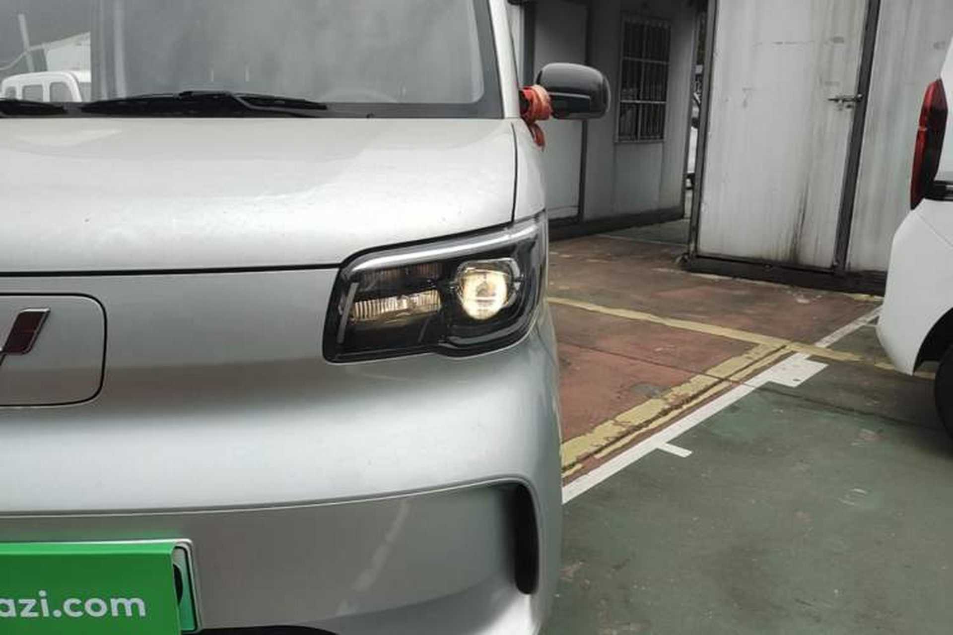 Used Wuling Zhiguang New Energy 2025 Standard Model Left Front Headlight