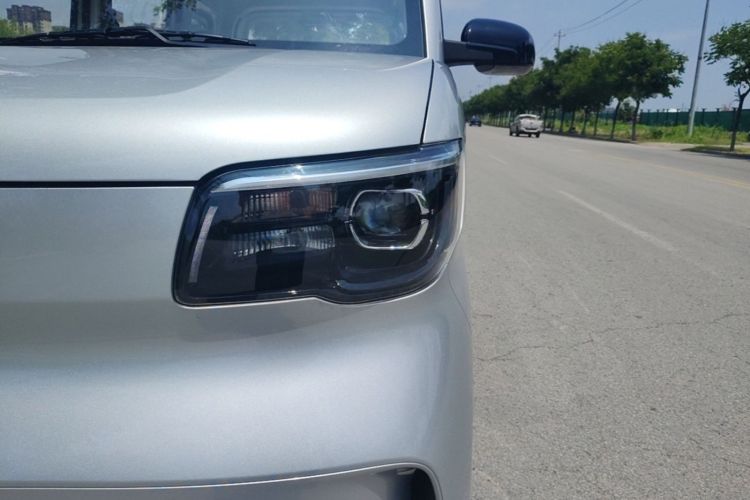 Used Wuling Zhiguang New Energy 2025 Standard Model Left Front Headlight