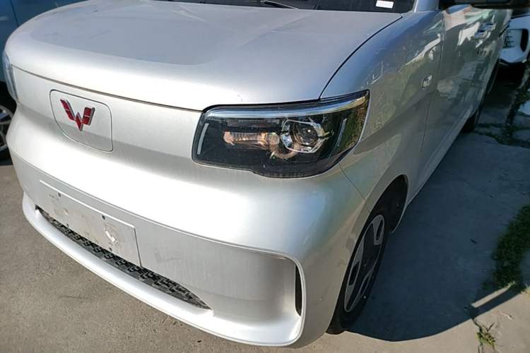 Used Wuling Zhiguang New Energy 2025 Comfort Model Left Front Headlight