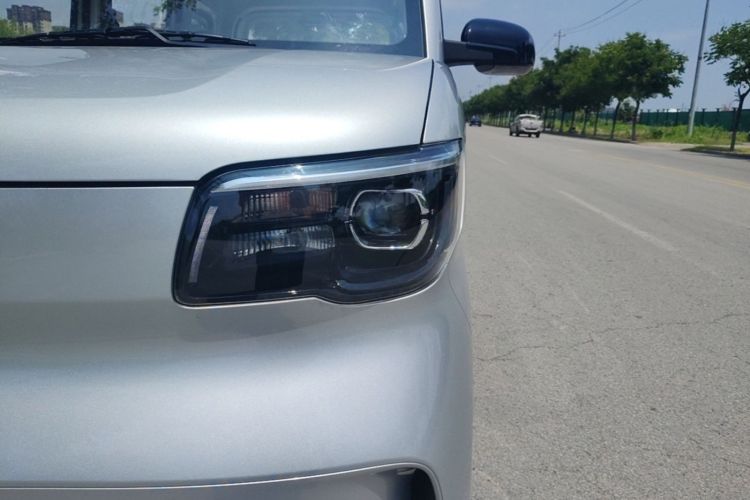 Used Wuling Zhiguang New Energy 2025 Standard Model Left Front Headlight