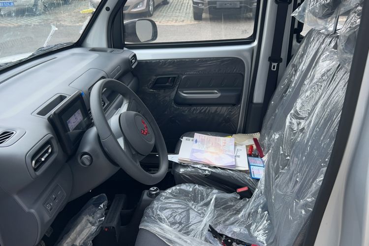 Used Wuling Zhiguang New Energy 2025 Comfort Model Left Front Seat