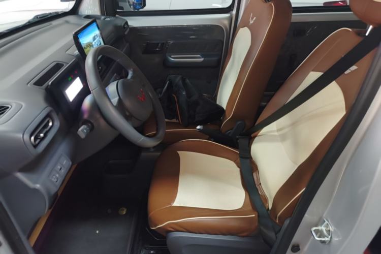 Used Wuling Zhiguang New Energy 2025 Comfort Model Left Front Seat