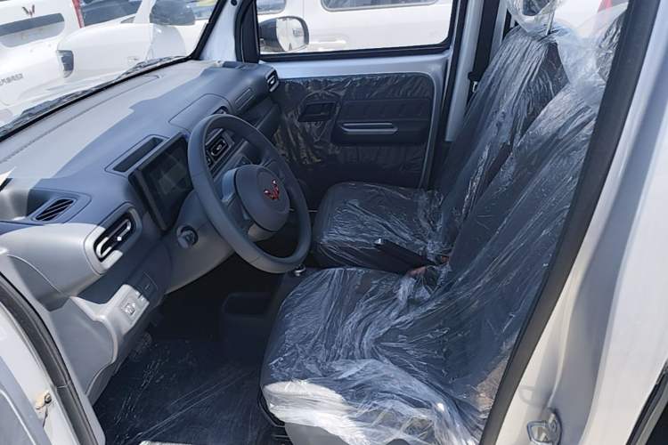 Used Wuling Zhiguang New Energy 2025 Comfort Model Left Front Seat