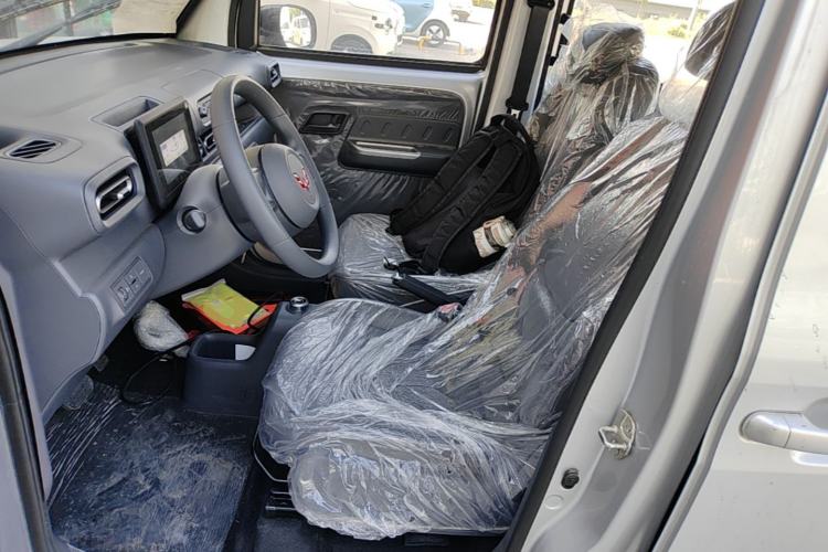 Used Wuling Zhiguang New Energy 2025 Comfort Model Left Front Seat