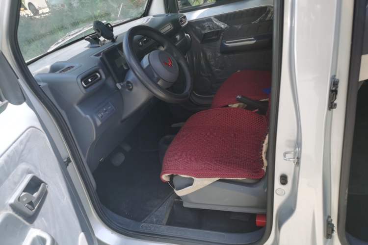 Used Wuling Zhiguang New Energy 2025 Standard Model Left Front Seat