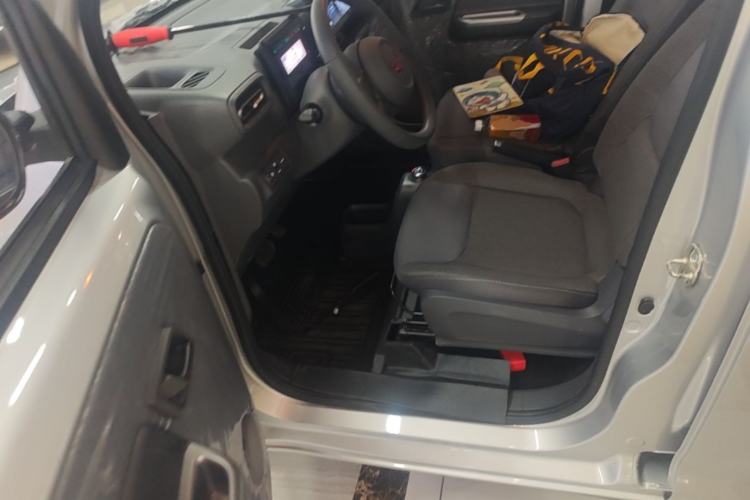 Used Wuling Zhiguang New Energy 2025 Comfort Model Left Front Seat