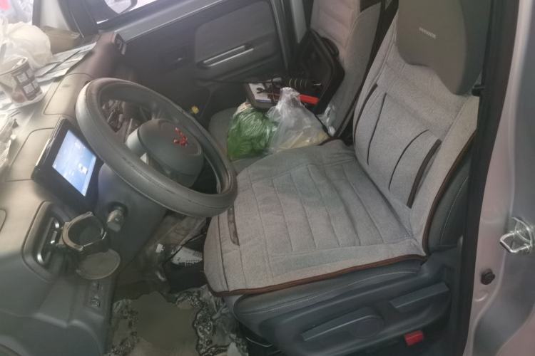 Used Wuling Zhiguang New Energy 2025 Model 305km Ambitious Edition Left Front Seat