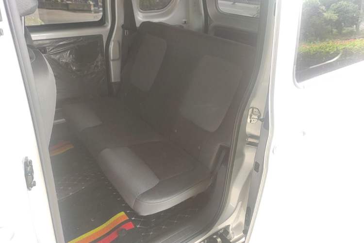 Used Wuling Zhiguang New Energy 2025 Comfort Model Left Rear Seat