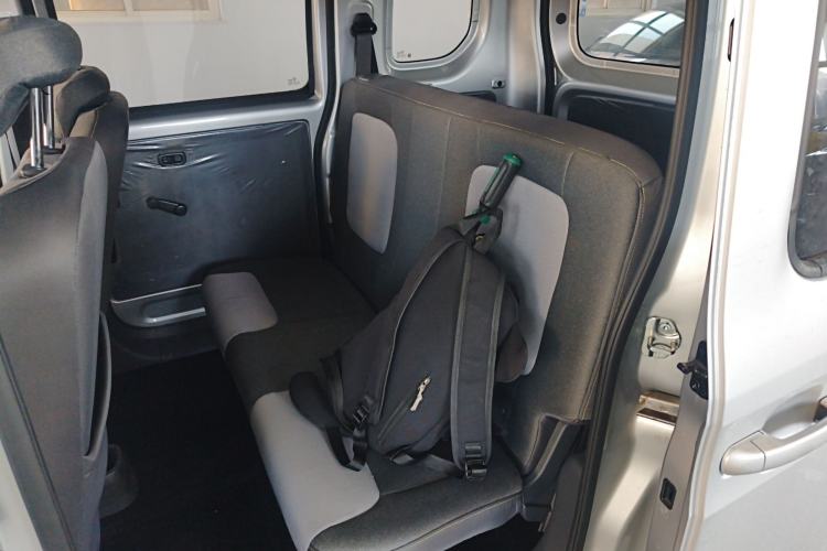 Used Wuling Zhiguang New Energy 2025 Model 305km Ambitious Edition Left Rear Seat