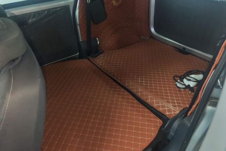 Used Wuling Zhiguang New Energy 2025 Comfort Model Left Rear Seat