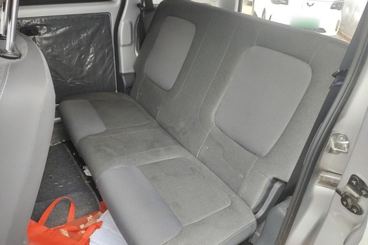Used Wuling Zhiguang New Energy 2025 Standard Model Left Rear Seat