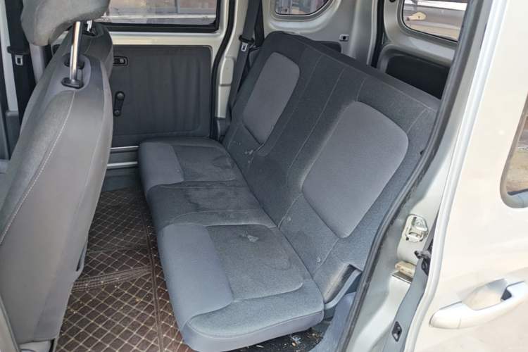 Used Wuling Zhiguang New Energy 2025 Standard Model Left Rear Seat