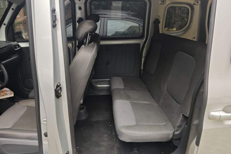 Used Wuling Zhiguang New Energy 2025 Standard Model Left Rear Seat