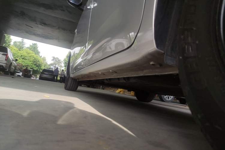 Used Wuling Zhiguang New Energy 2025 Comfort Model Left Side Sill