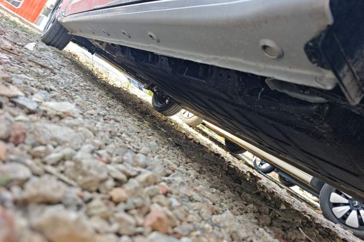Used Wuling Zhiguang New Energy 2025 Model 305km Ambitious Edition Left Side Sill