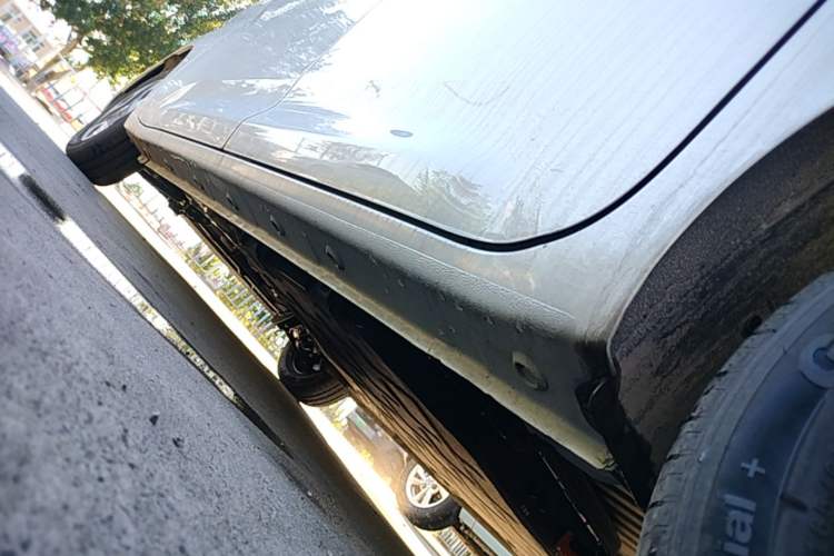 Used Wuling Zhiguang New Energy 2025 Comfort Model Left Side Sill