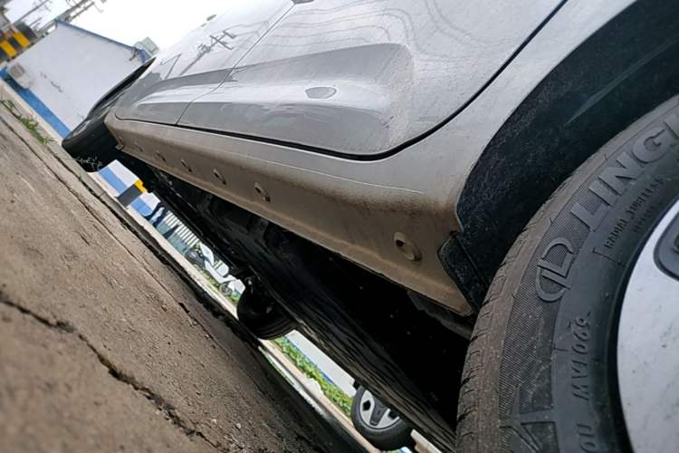 Used Wuling Zhiguang New Energy 2025 Comfort Model Left Side Sill