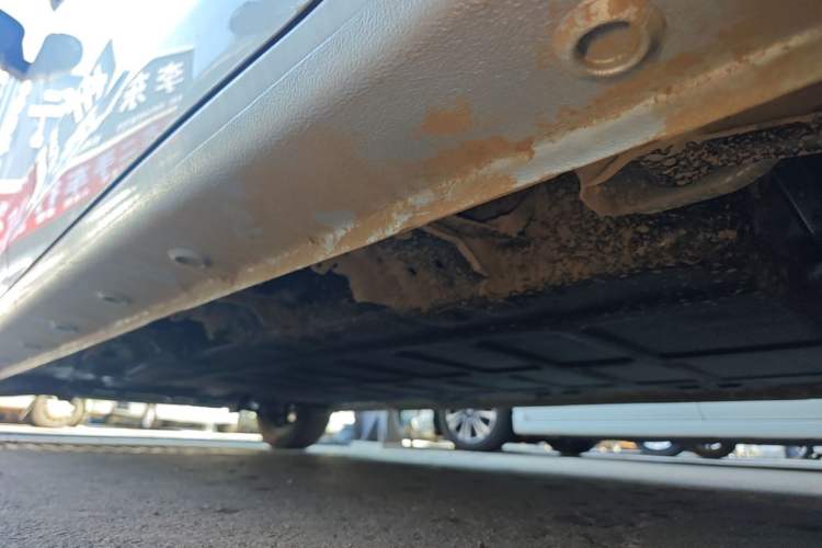 Used Wuling Zhiguang New Energy 2025 Model 305km Ambitious Edition Left Side Sill