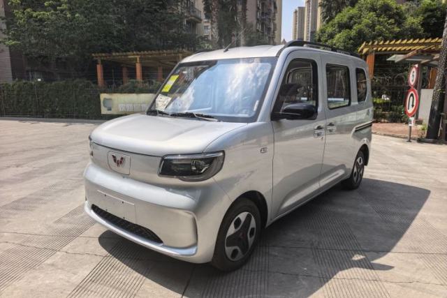 Used Wuling Zhiguang New Energy 2025 Model 305km Ambitious Edition