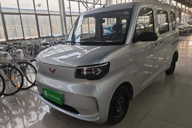 Używany Wuling Zhiguang New Energy 2025 Standard Model