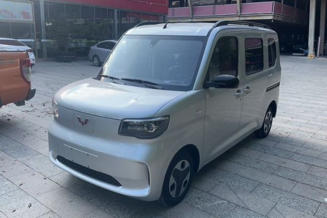 Used Wuling Zhiguang New Energy 2025 Model 305km Ambitious Edition