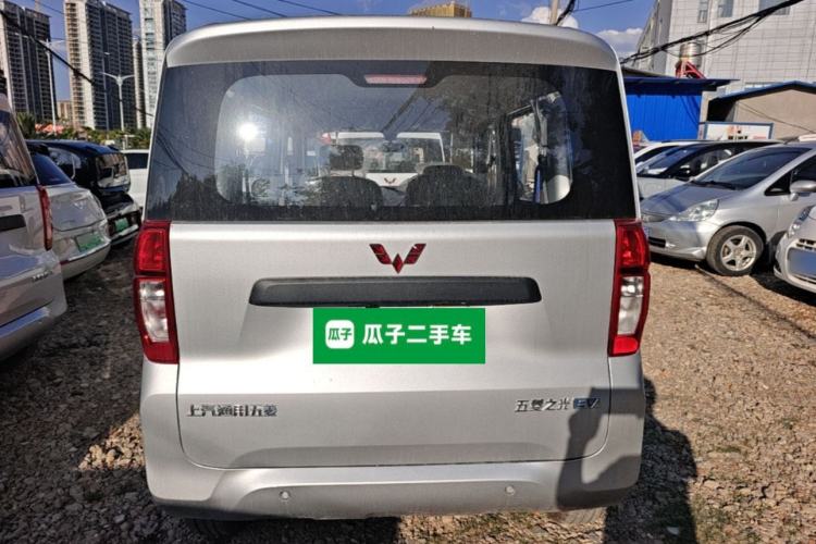 Used Wuling Zhiguang New Energy 2025 Model 305km Ambitious Edition Rear
