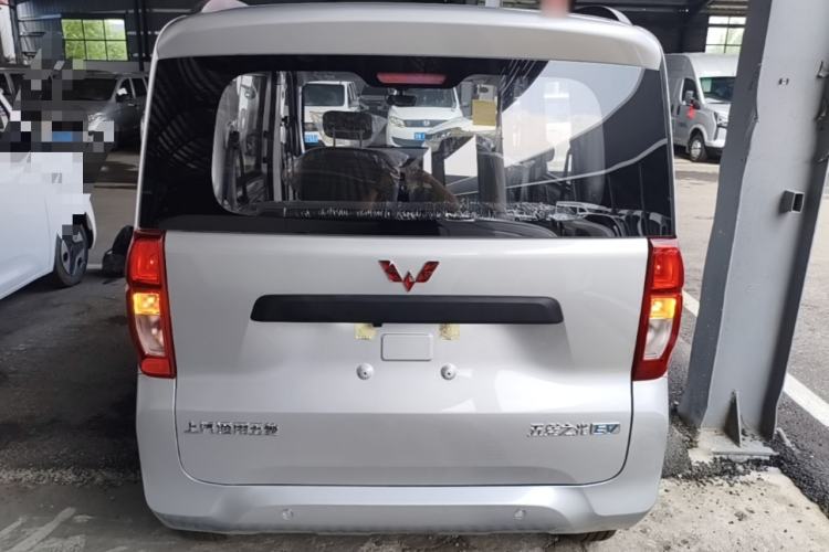 Used Wuling Zhiguang New Energy 2025 Model 305km Ambitious Edition Rear