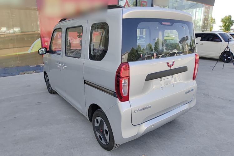 Used Wuling Zhiguang New Energy 2025 Comfort Model Rear Left 45 Deg