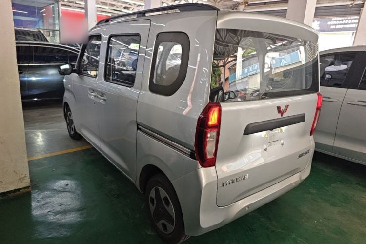 Used Wuling Zhiguang New Energy 2025 Model 305km Ambitious Edition Rear Left 45 Deg