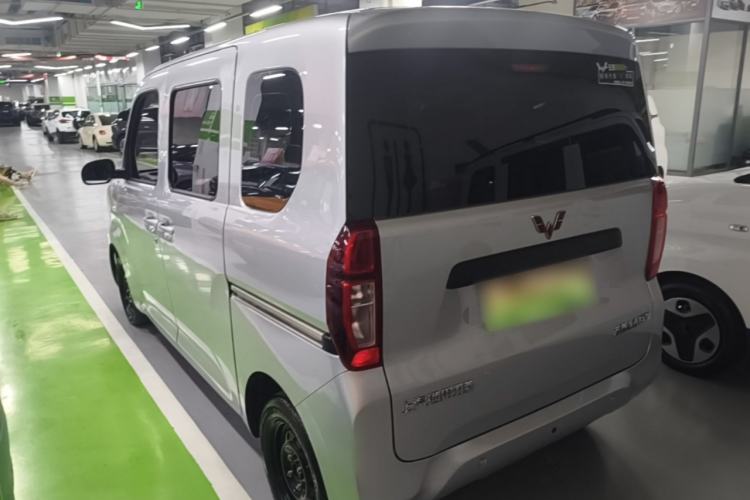 Used Wuling Zhiguang New Energy 2025 Standard Model Rear Left 45 Deg
